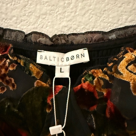 Baltic Born Multicolor Velvet Long Sleeve Dress - Picture 3 of 6